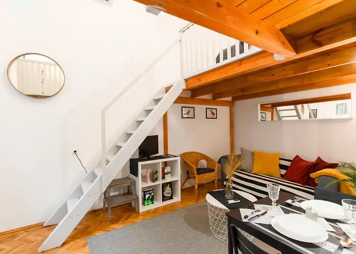 Ragozzi - Tiny But Comfy, Location - Ac Apartment Budapest