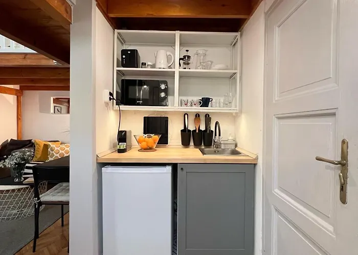 Apartment Ragozzi - Tiny But Comfy, Location - Ac Budapest