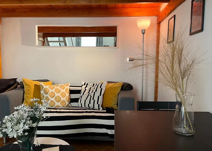 Ragozzi - Tiny But Comfy, Location - Ac Apartment