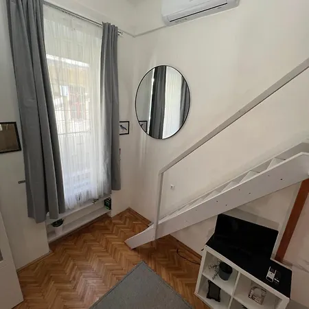 Lovely Little Loft In The Heart Of * Budapest