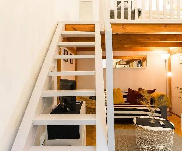 Ragozzi - Tiny But Comfy, Location - Ac Apartament *